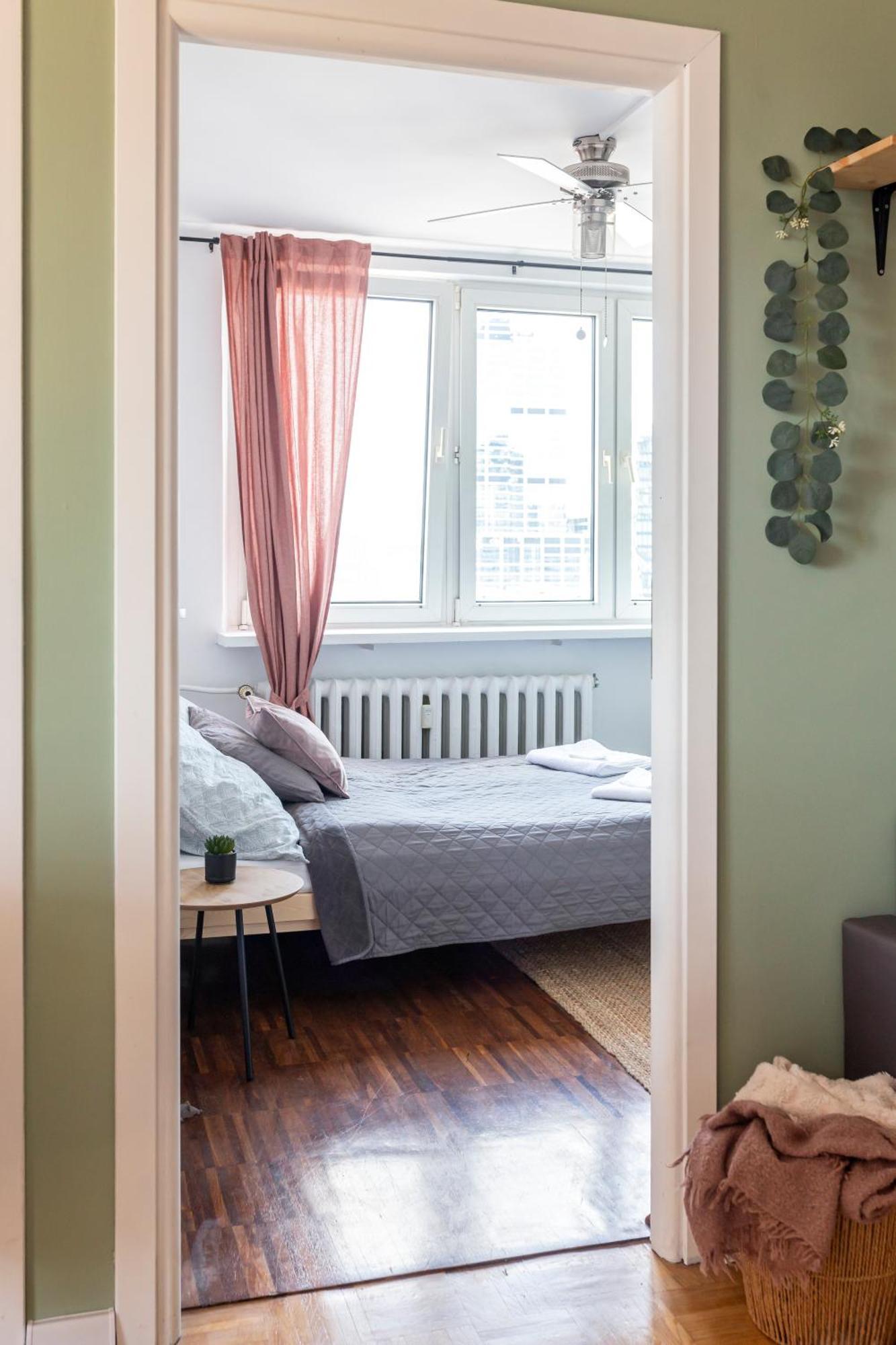 Iron Sunset Apartment وارسو المظهر الخارجي الصورة